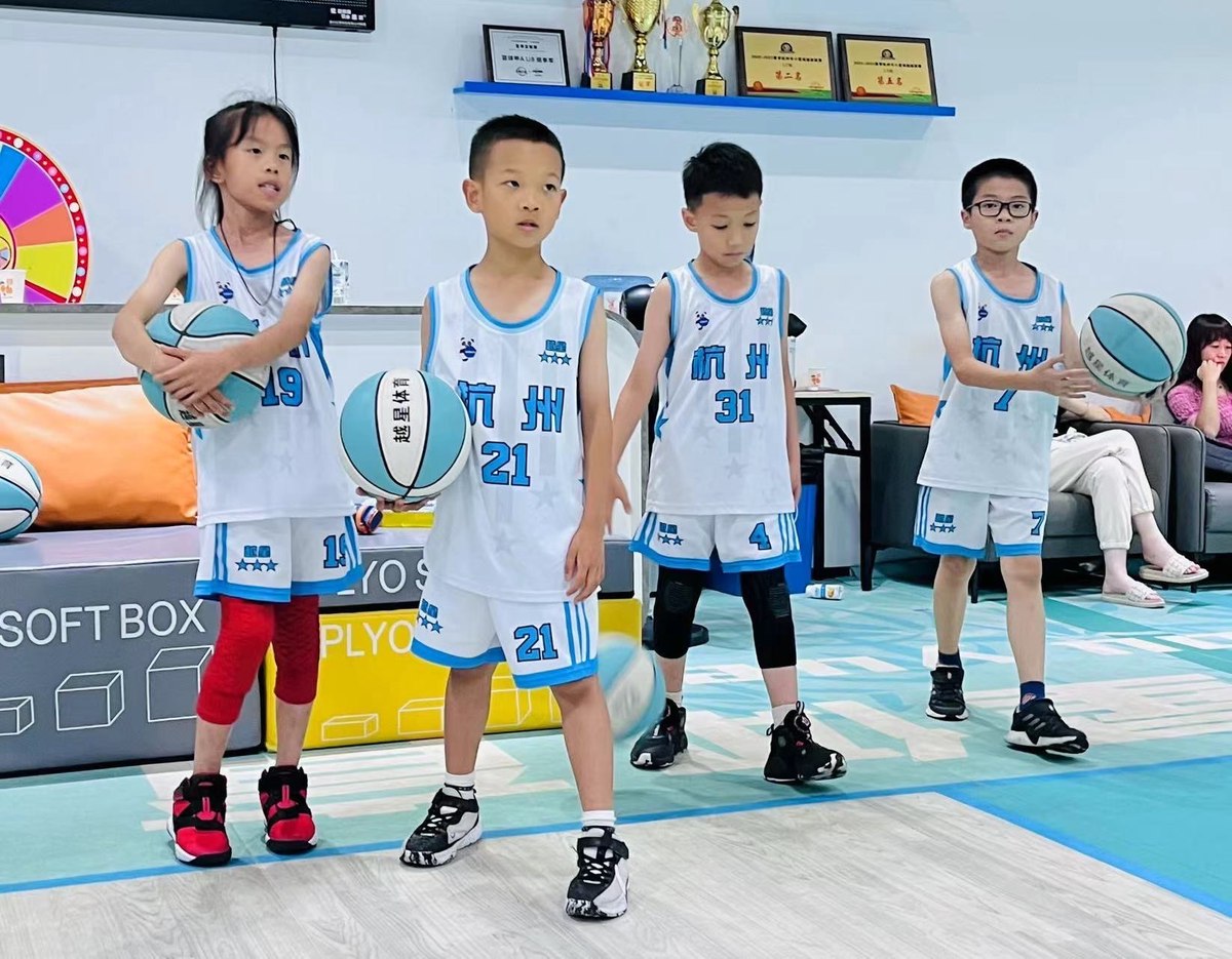为什么篮球训练要注重团队合作